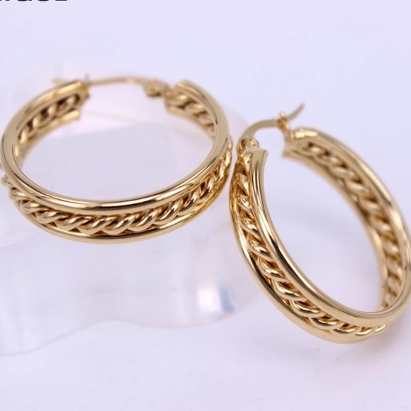 18K gold plated hoop earrings - Picture 4 of 5